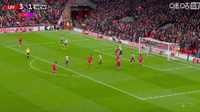第90+3分钟，波普扑球脱手，科纳特补射破门，利物浦4-1纽卡
