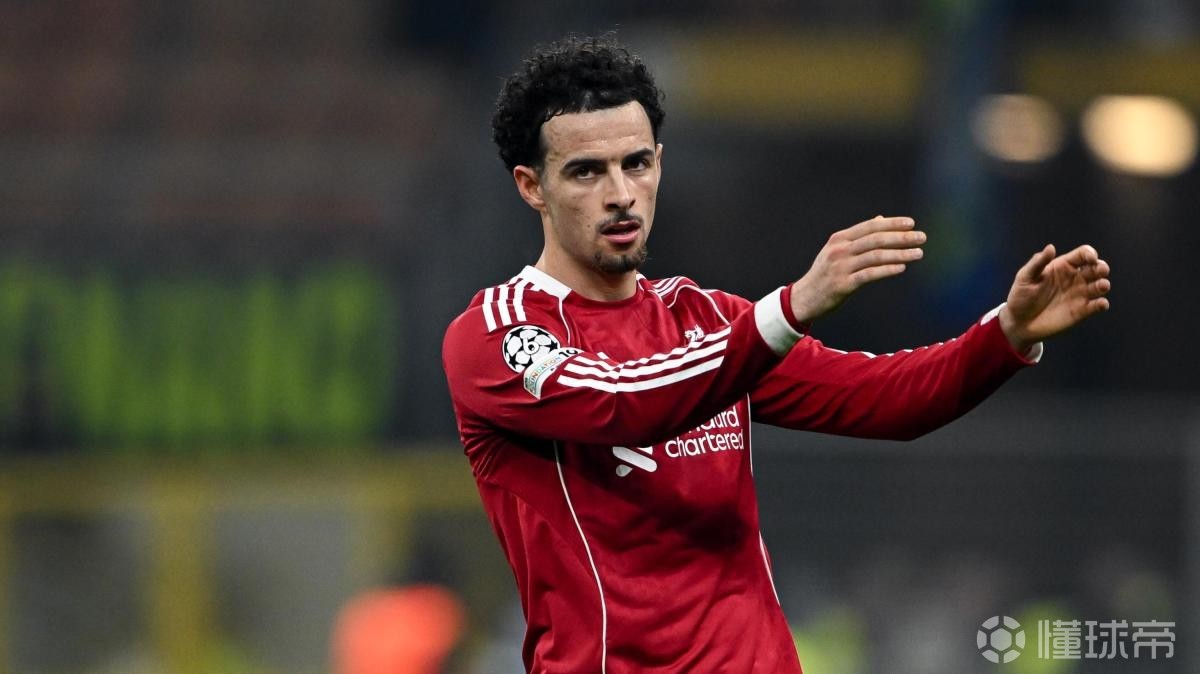 罗体：琼斯认为自己在斯洛特的战术中没位置，他着急加盟国米